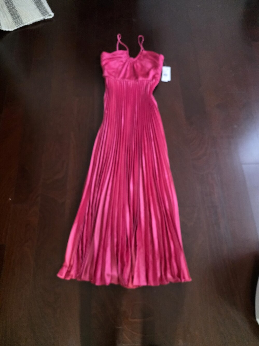 julia jordan Hot Pink Pleated Maxi Dress